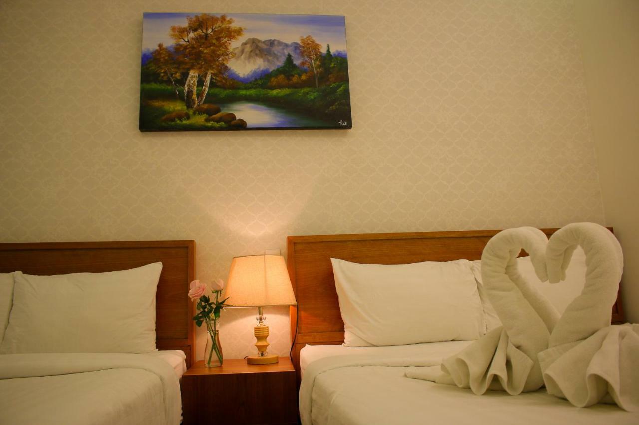 Travellers Nest Hostel Дананг Екстер'єр фото
