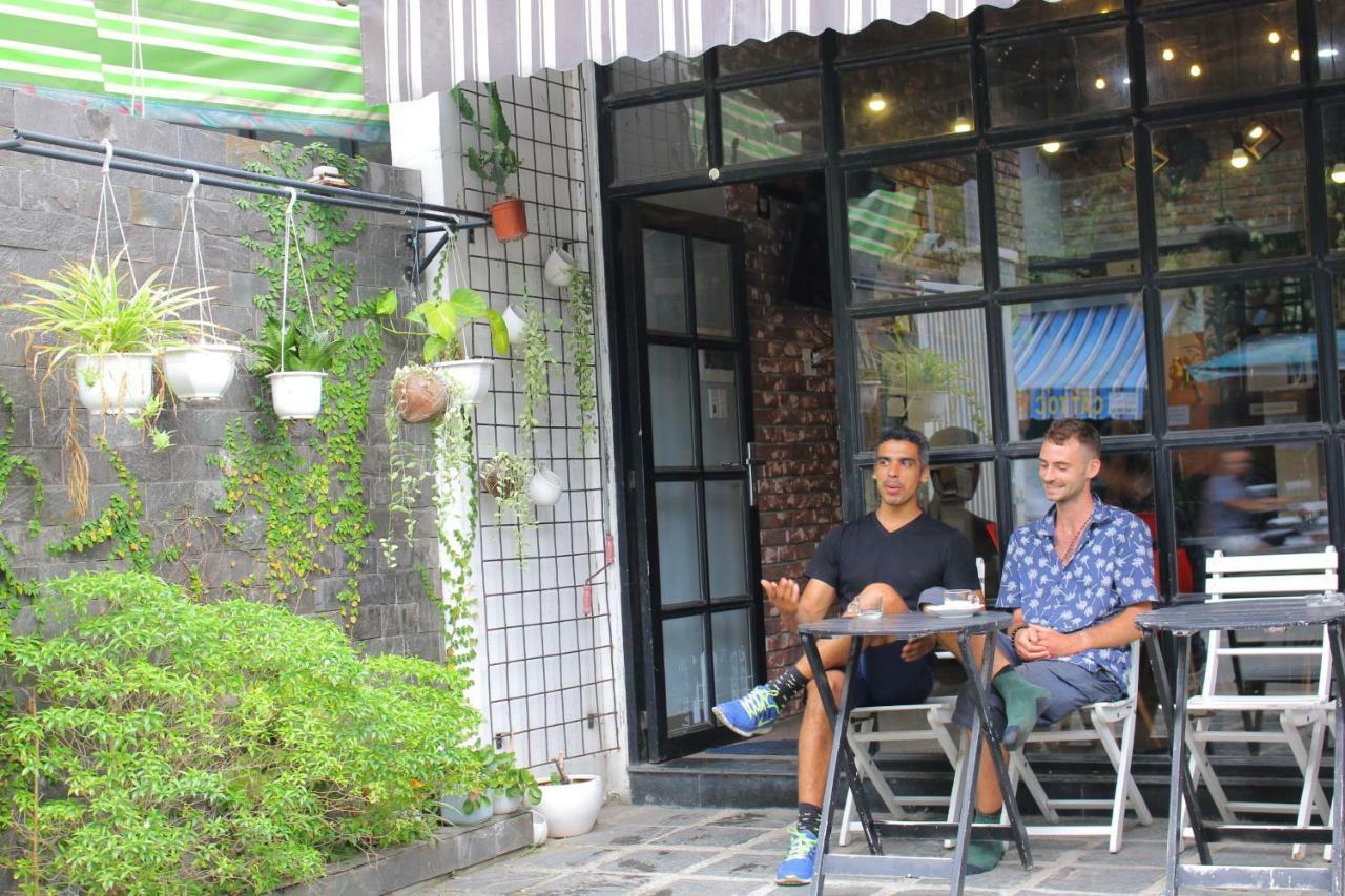 Travellers Nest Hostel Дананг Екстер'єр фото